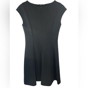 Gap Black dress, beautiful seams and a cap sleeve. Zipper back, scoop neck. Sz 0